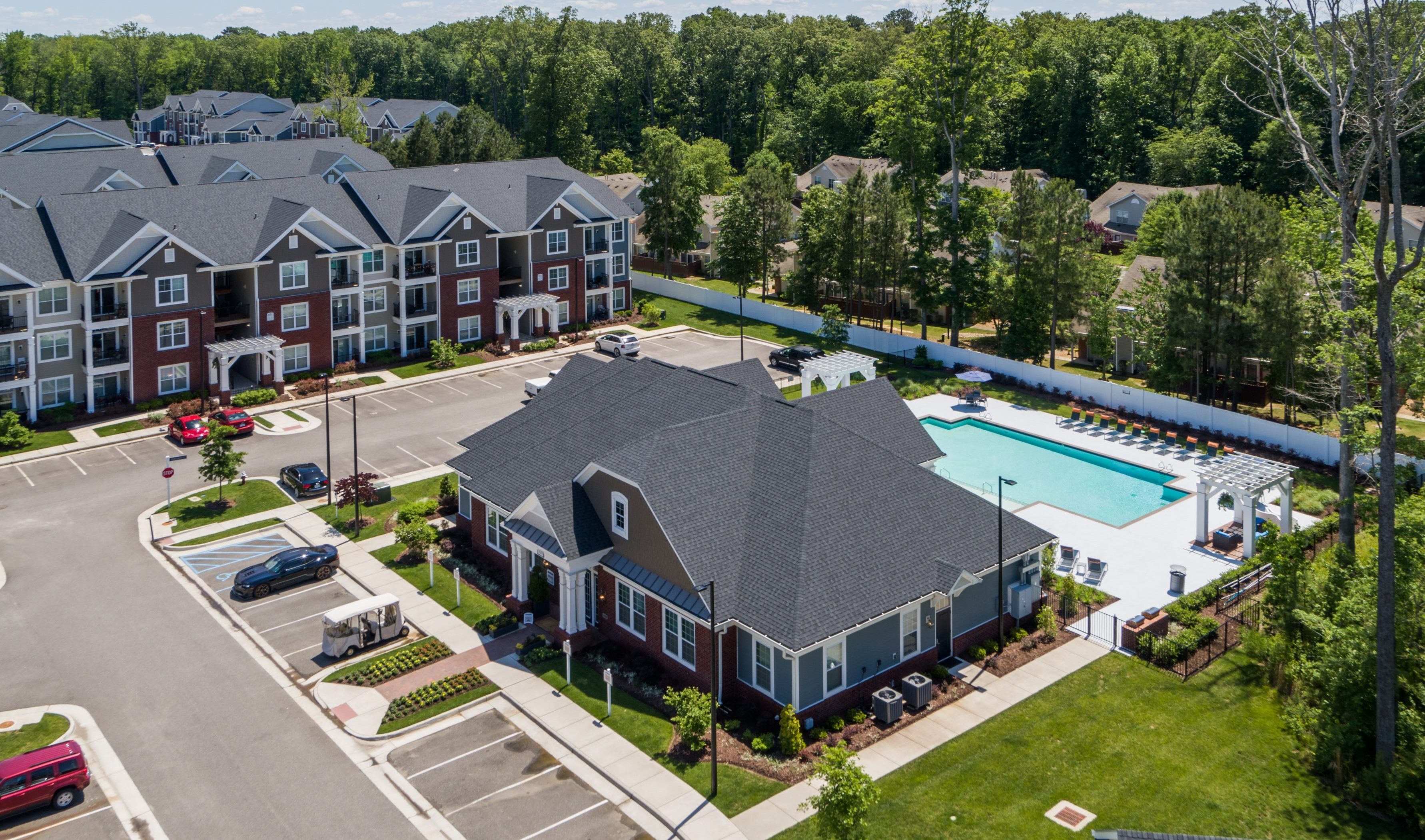 Choose York County, VA! Commonwealth at York Apartments